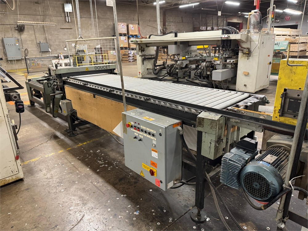 DOUCET "MSP-CR-TRFC" Lateral Feed Conveyor