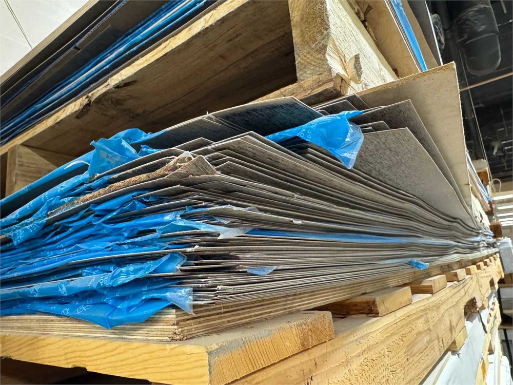 Lot of Laminate