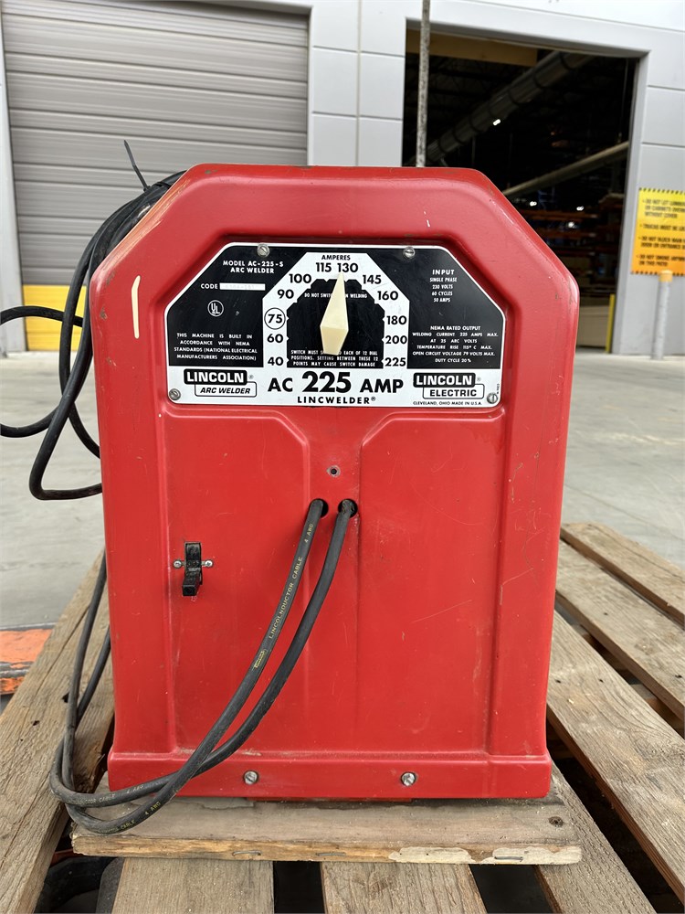 Lincoln Electric "225" Arc Welder
