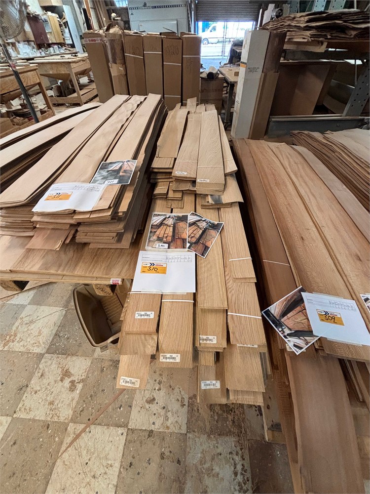 Rift White Oak Veneer Sheets