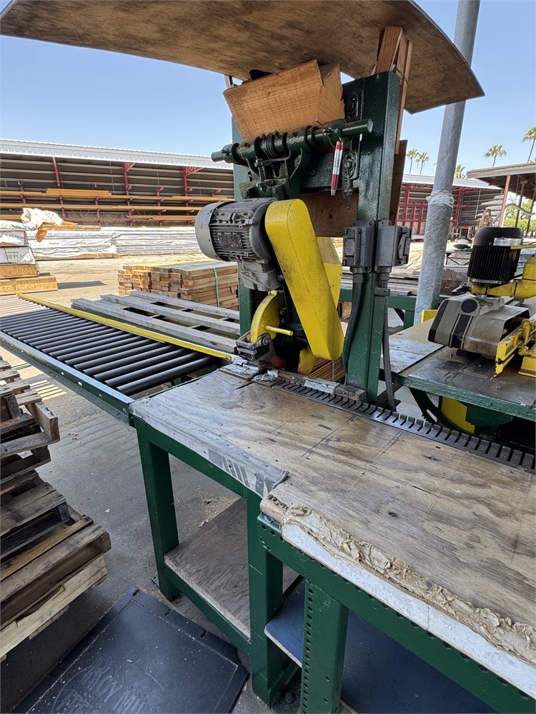 Swing Arm Saw