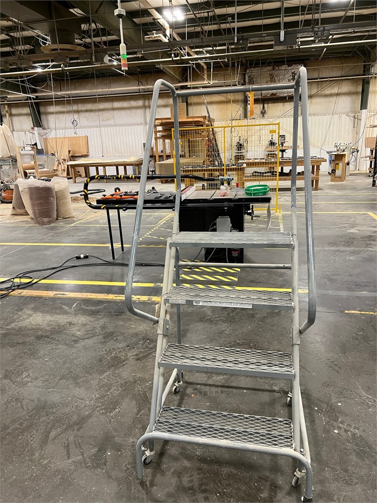 Rolling Platform Ladder