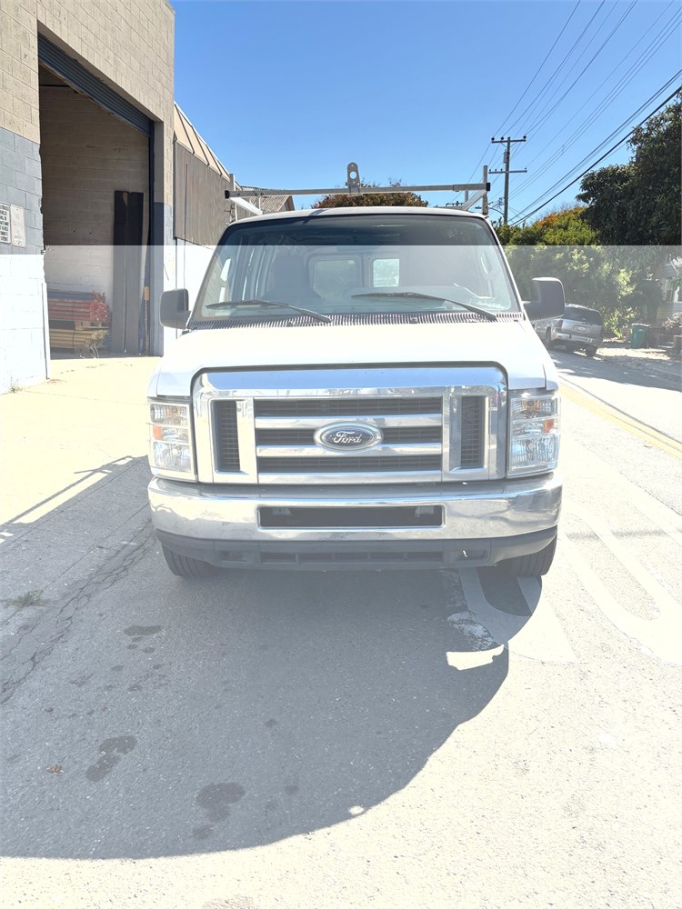 Ford "E-250" Van