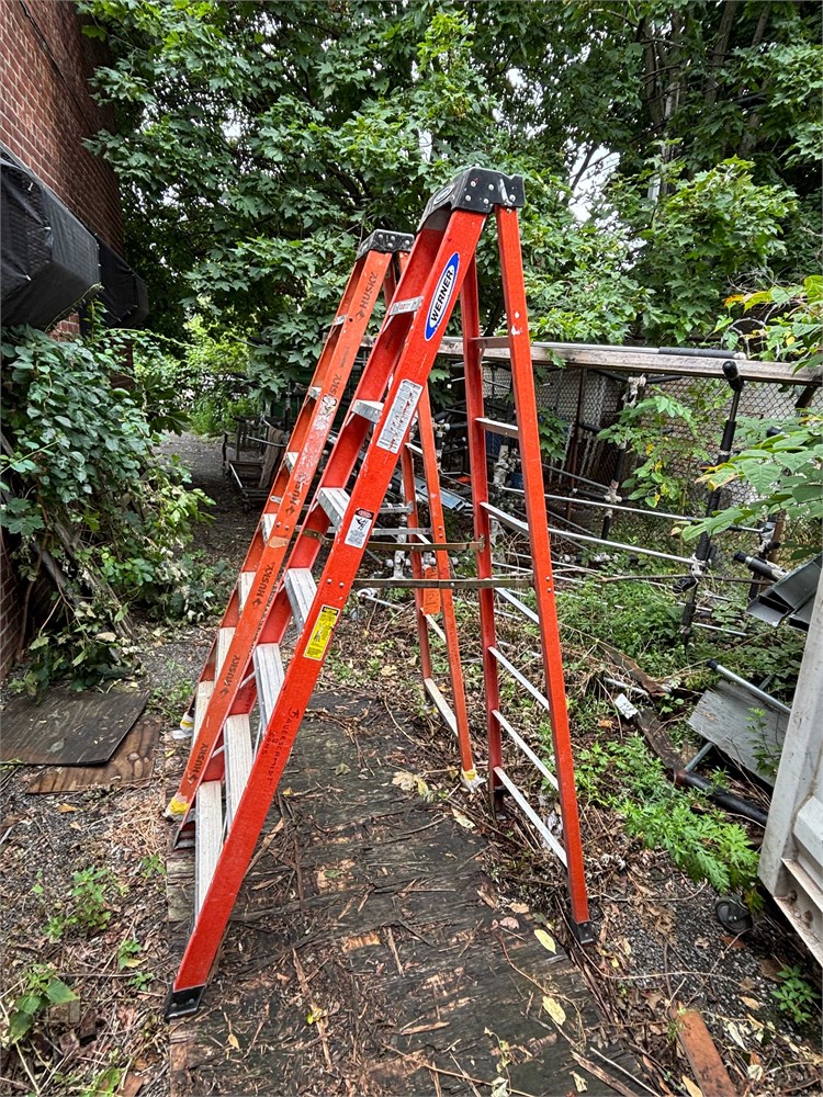 2 Ladders