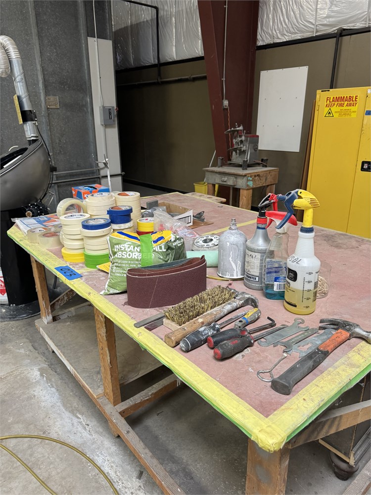 LOT OF FINISHING SUPPLIES
