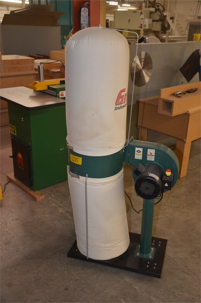 Grizzly "G8027" dust collector