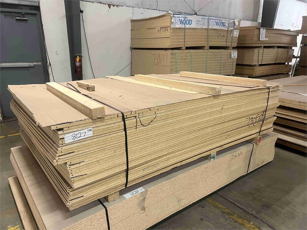 5/8" x 5' x 8' Laminated Particle Board