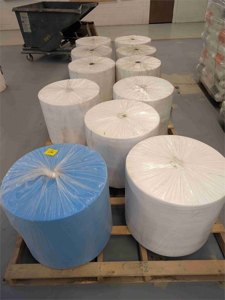Non-woven rolls