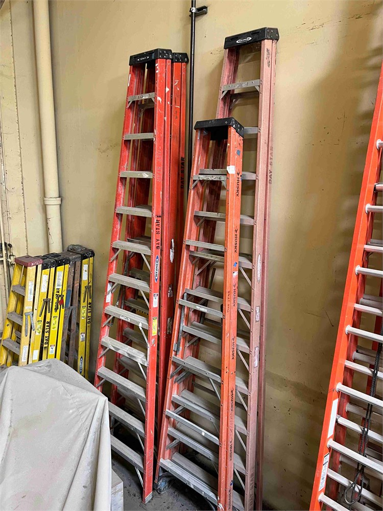 Step Ladders Qty. (4)
