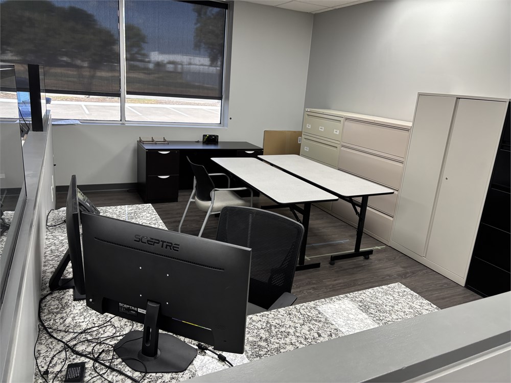 Contents of Area ( No Built ins)