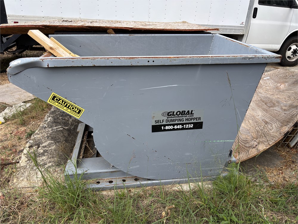 Wright Self Dumping Hopper