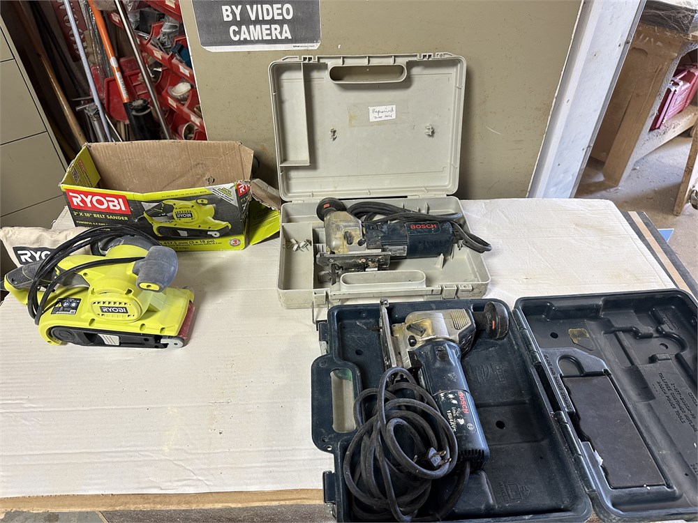 Ryobi Belt Sander, Bosch"1584AVS" Jigsaw x2 - Lot of 3