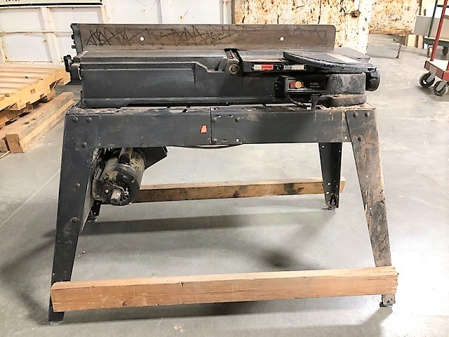 LOT# 062  SIX INCH JOINTER * NEEDS A NEW PLUG