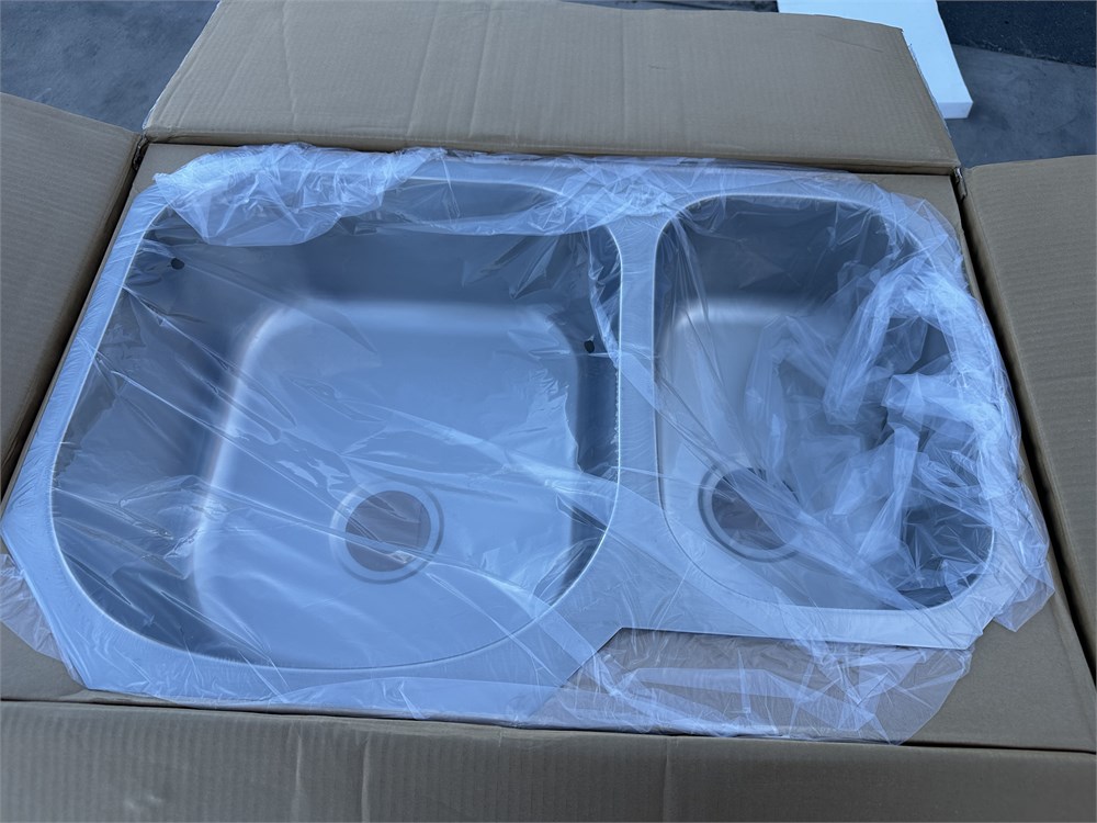 Refine Undermount Stainless Steel Sink