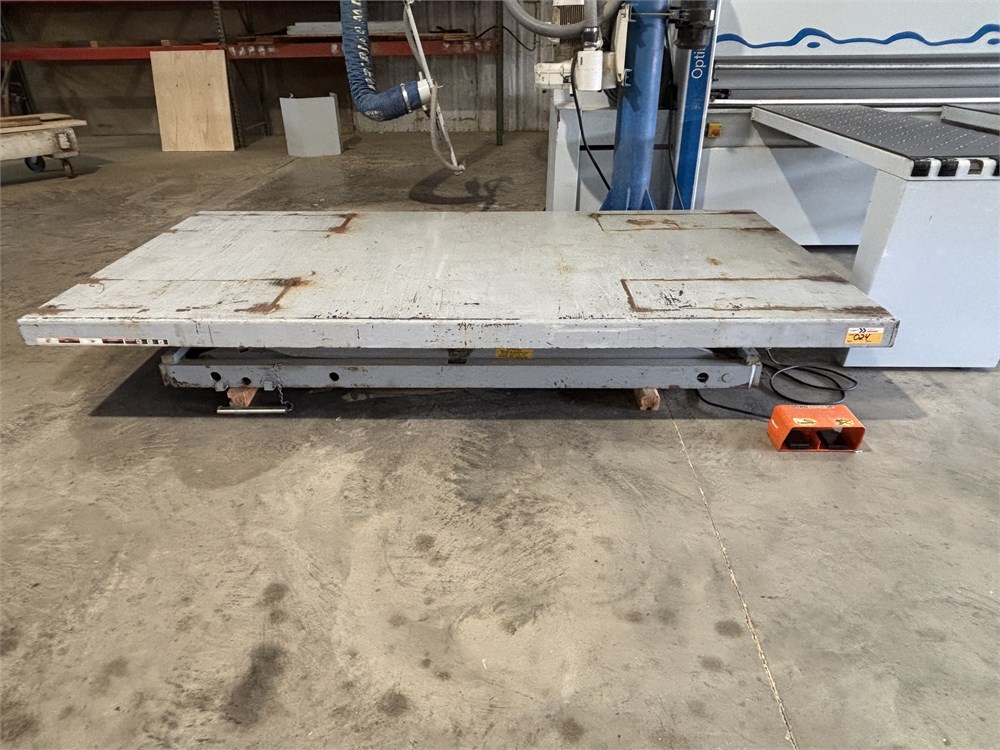 American Lifts "D36-240" Lift Table