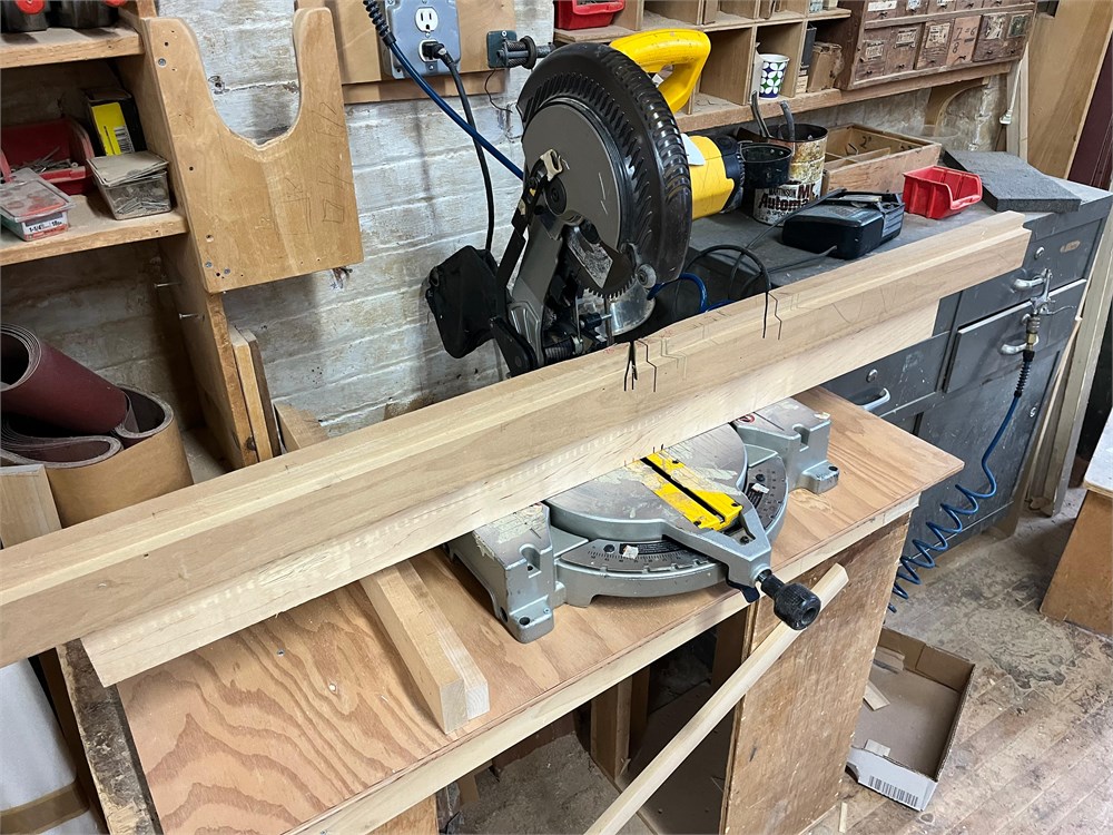 DeWalt Compound Chop Saw