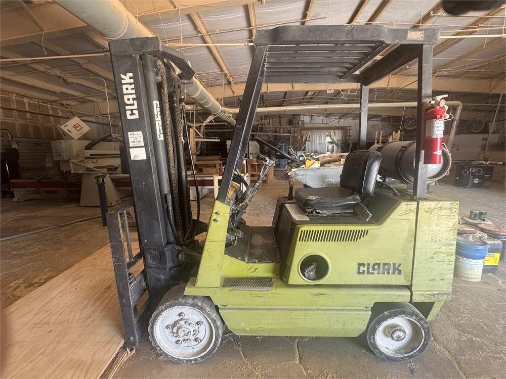 Clark Forklift