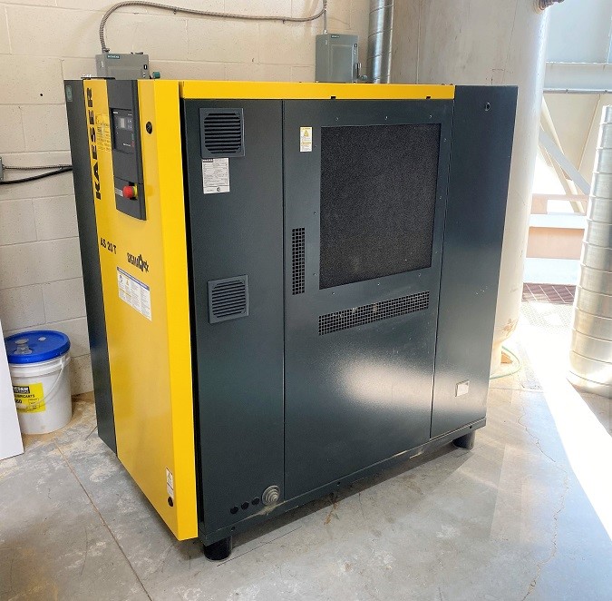 Kaeser "AS20T" Rotary Screw Air Compressor & Air Dryer - Only 2,600 Hours