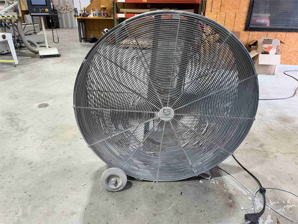 48" Floor Fan