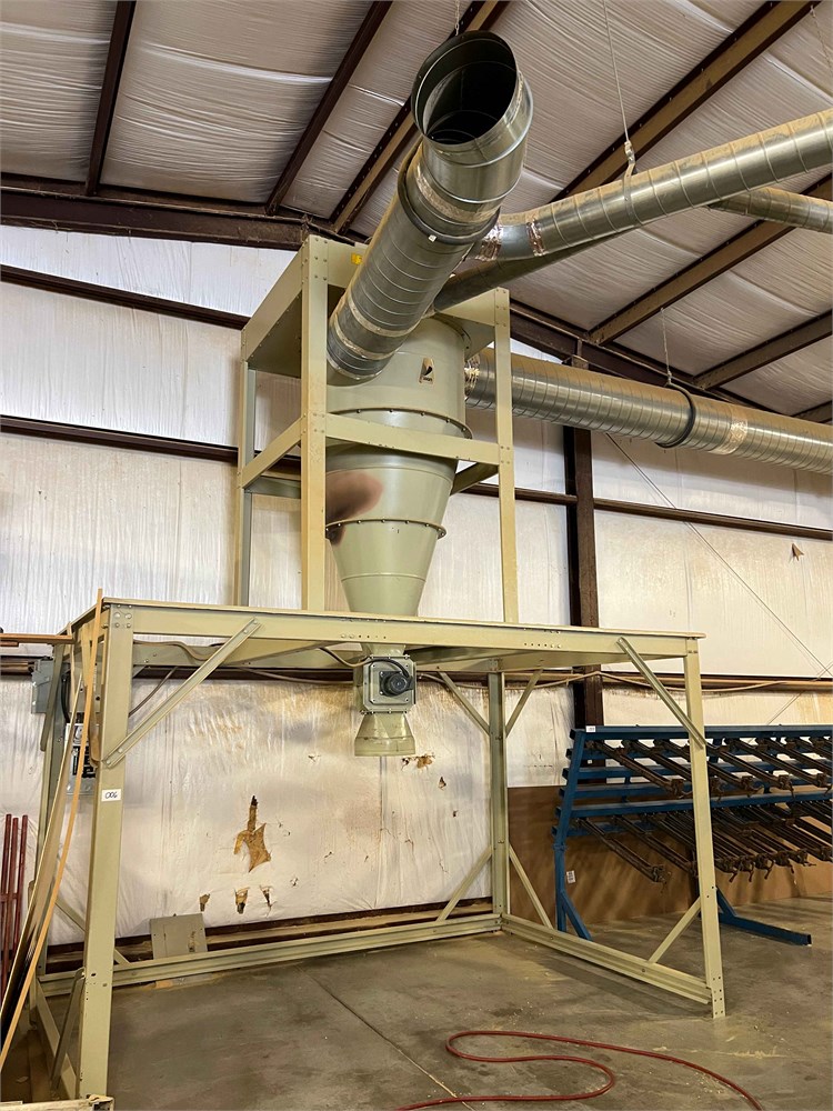 Extrema 25hp Cyclone dust collector