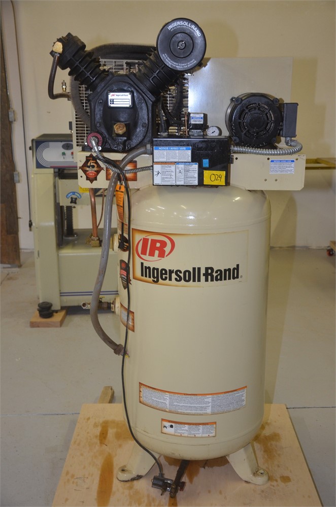 Ingersoll Rand "2475" Air compressor