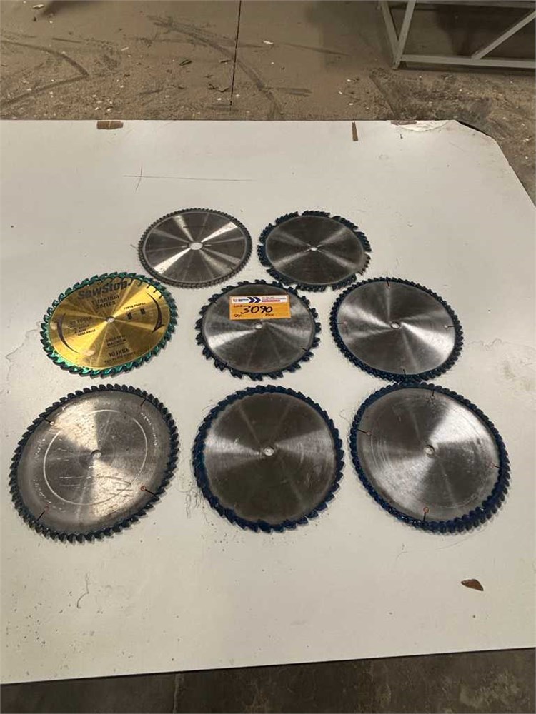 Lot of Saw Blades