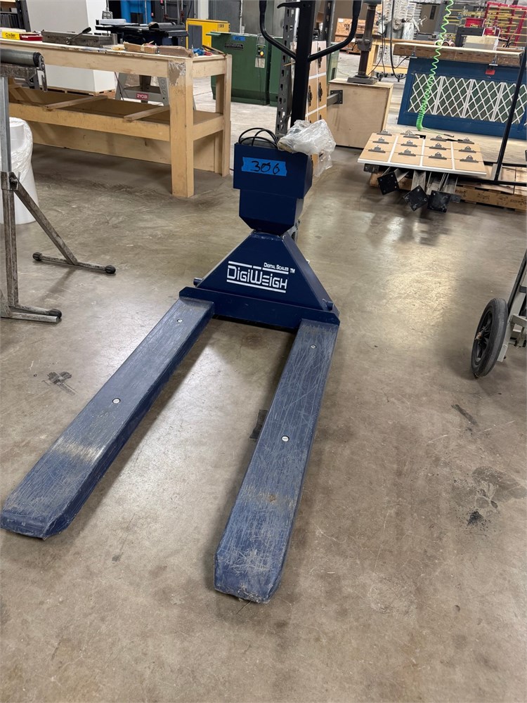 Digiweigh Pallet Jack & Digital Scale
