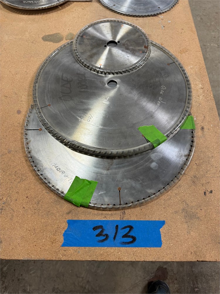 Lot of Saw Blades - as pictured