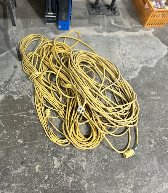 (3) Extension Cords - Lot of 3  -  Collingwood, ON