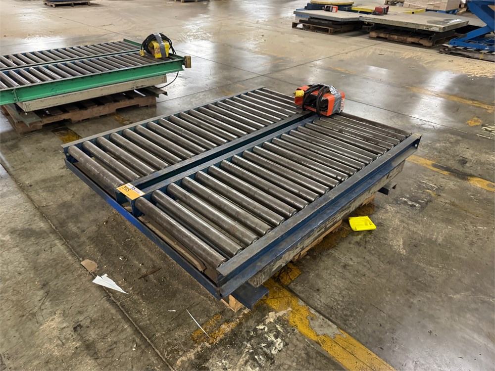 Lift Table with Conveyor