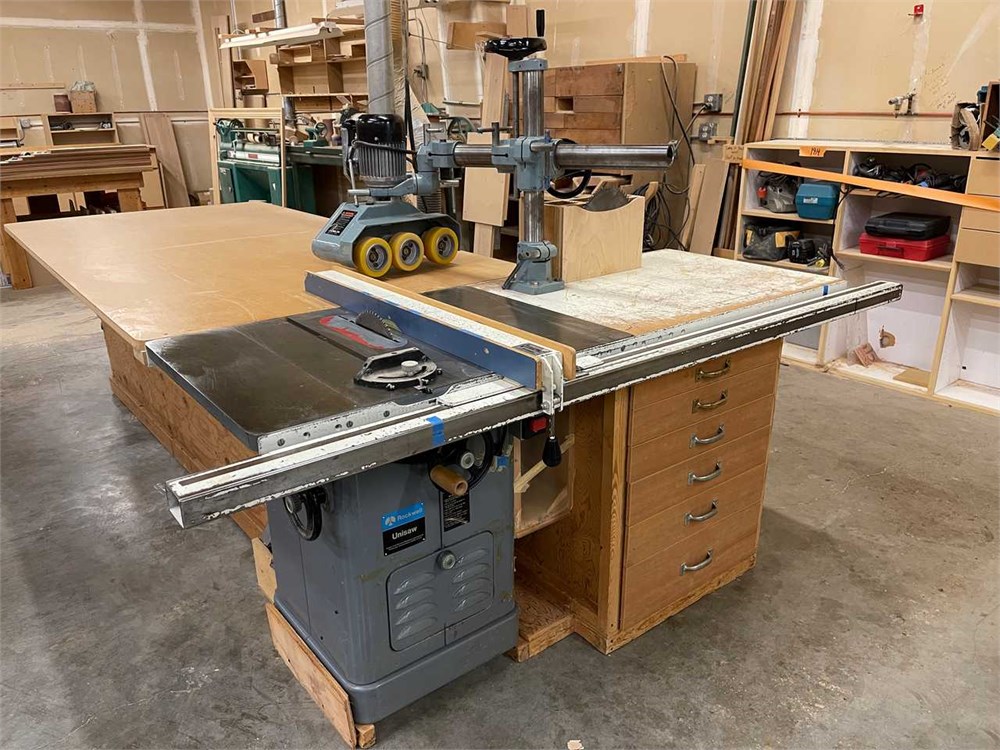 Delta - Rockwell "34-802 Unisaw" 10" Table Saw with Power feeder