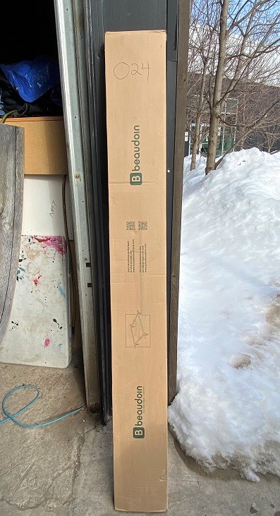 BEAUDOIN ADJUSTABLE BED FRAME - SIZE SINGLE TO QUEEN (NEW IN BOX)