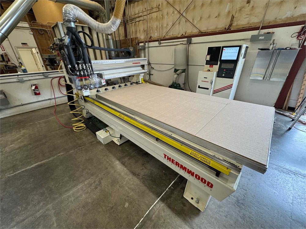Thermwood "CS45" CNC Router