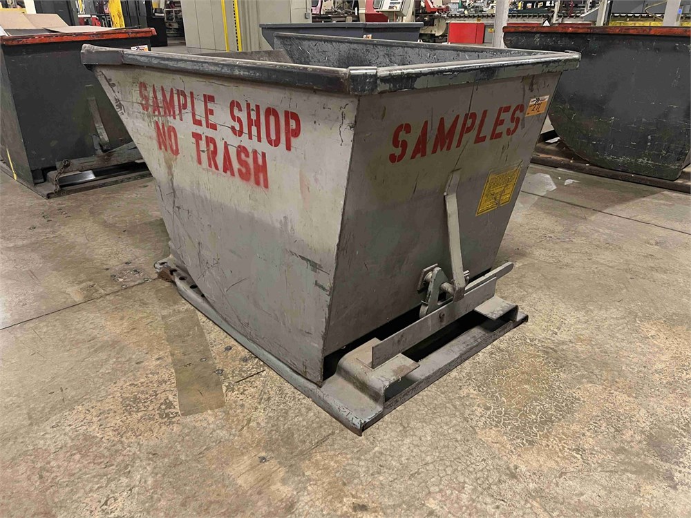 Self Dumping Hopper