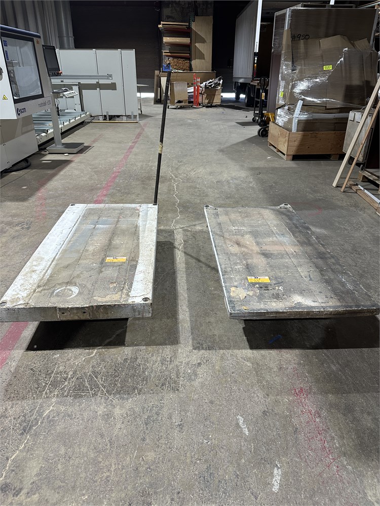 (2) Flat Cart