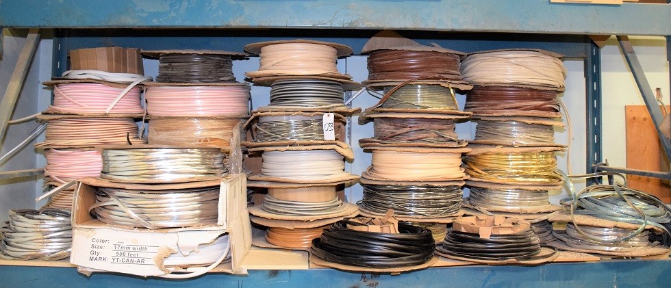 (37) SPOOLS OF VARIOUS T-MOLDING