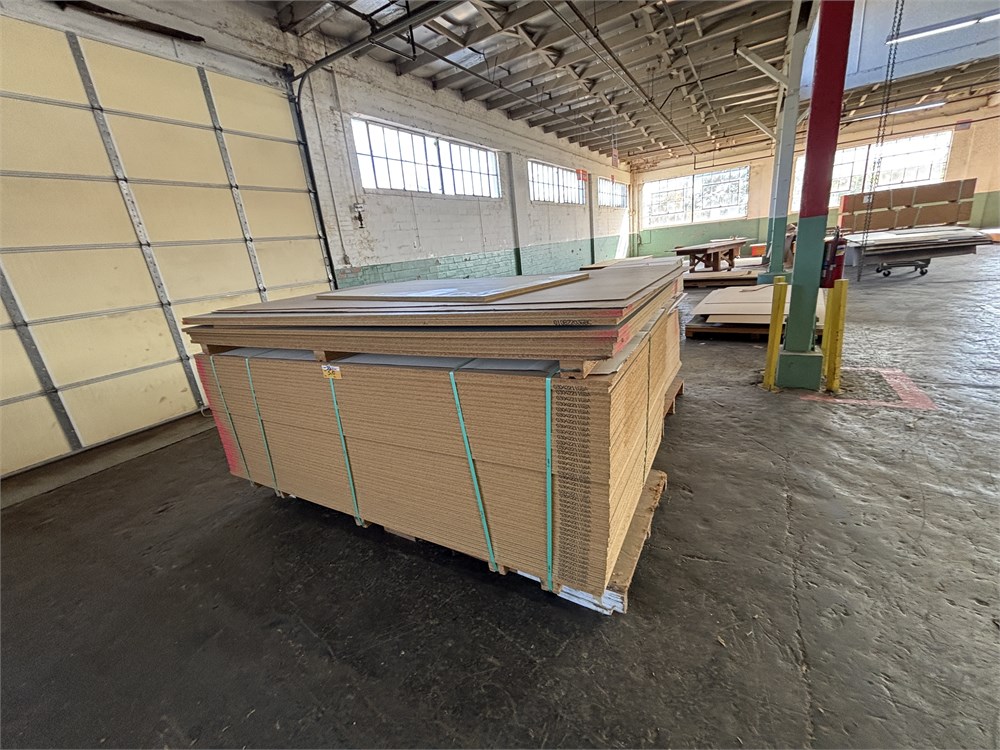 (52) Sheet Goods - As Pictured