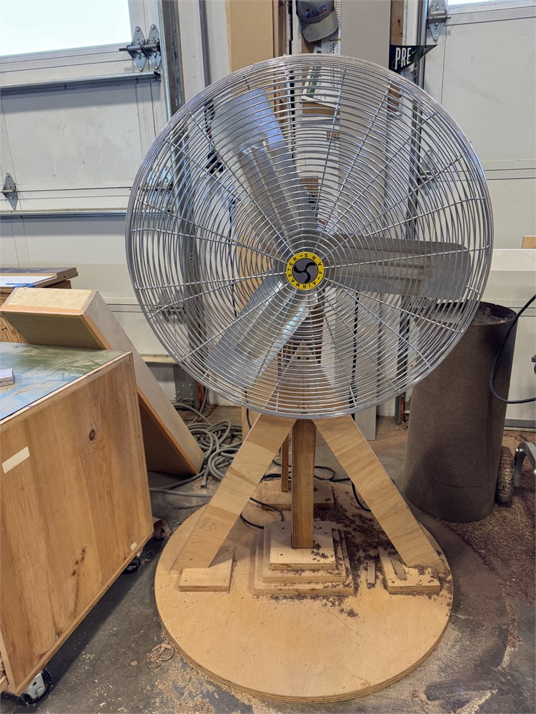 Shop Fan