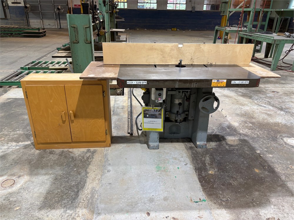 Wadkin "339005" Shaper + Cabinet
