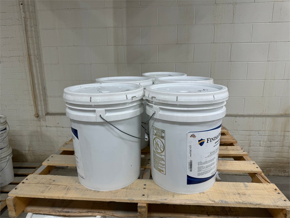 Finish works Finish/Paint - (5) Gal Buckets