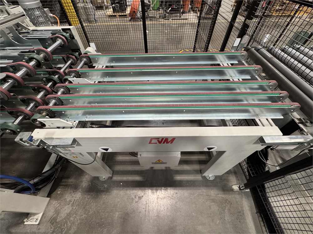 CVM Belt Conveyor and Panel Flipper