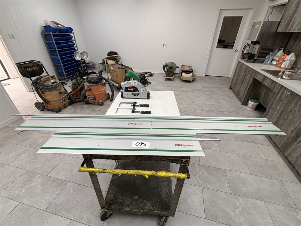 Grizzly PRO "T33300" Track Saw Bundle