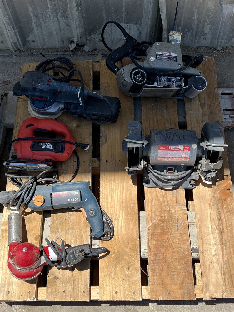 Assortment of Power Tools (Working Condition Unknown)