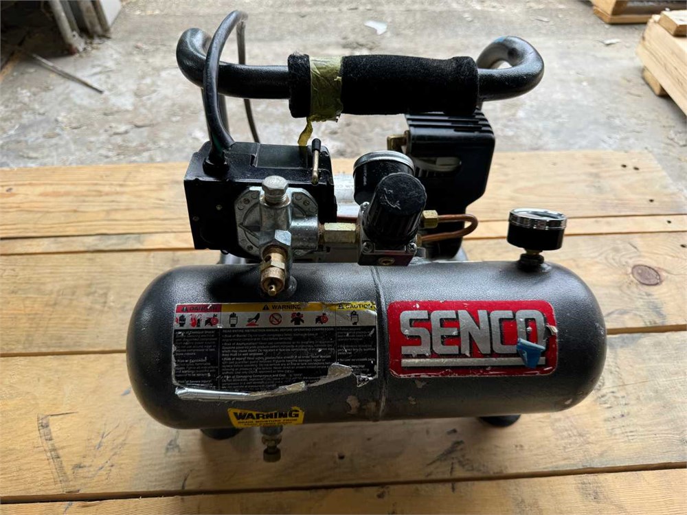 Senco "PC1010" Portable Air Compressor