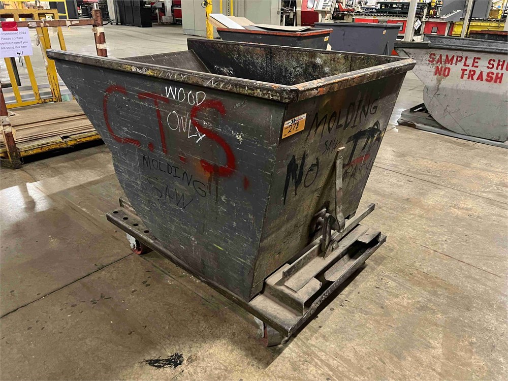 Self Dumping Hopper