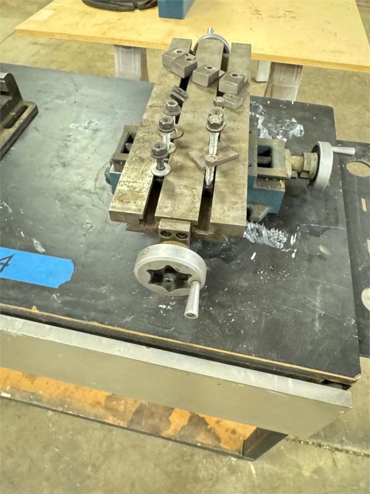 Milling Attachment & Small Vise