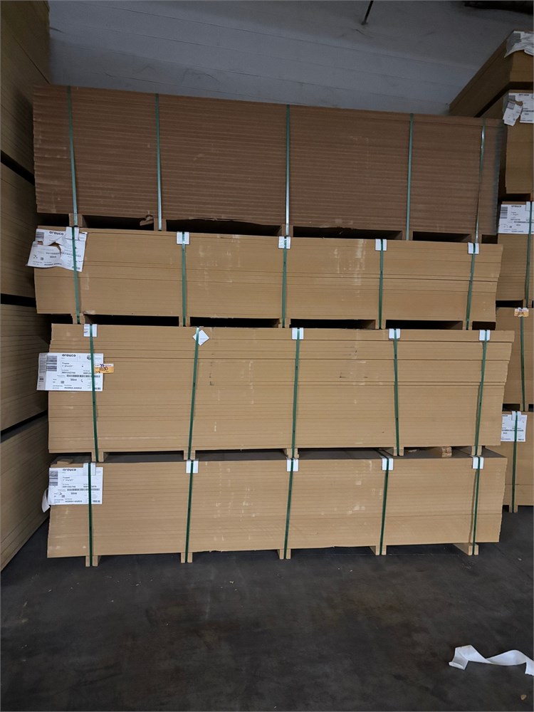 Arauco MDF Sheet Goods 1 x 61" x 121" (4) Bunks