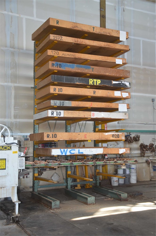 Cantilever Material rack