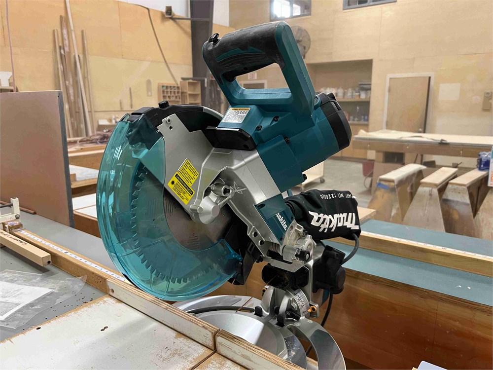 Makita "LS1019L" Miter Saw & Biesemeyer Stop