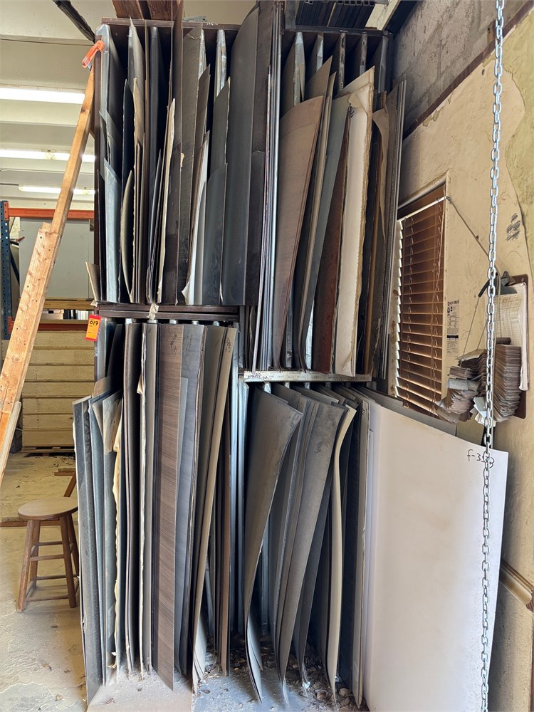 Lot of different colors & size of Formica as pictured